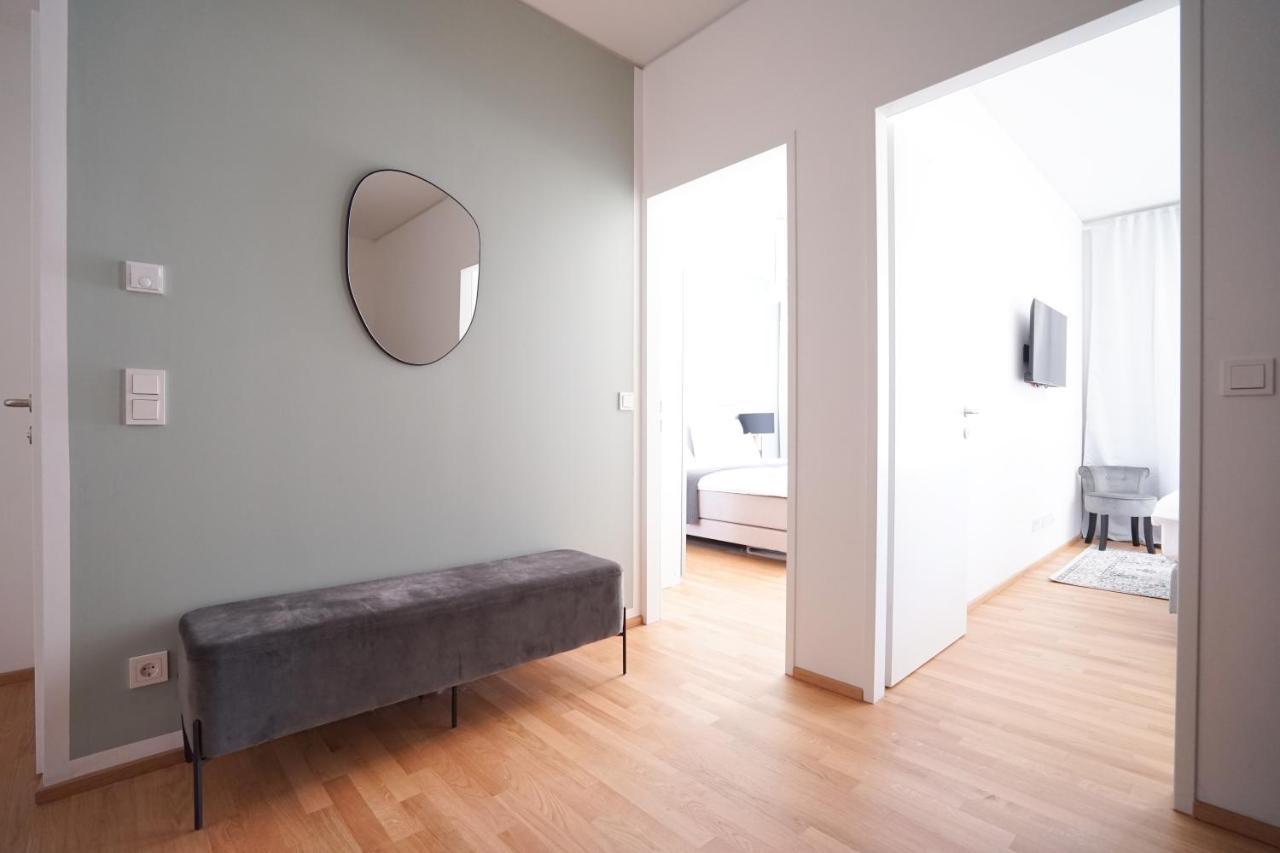 Exclusive 2-Bedroom Condo With Pool & Balcony Wiedeń Zewnętrze zdjęcie