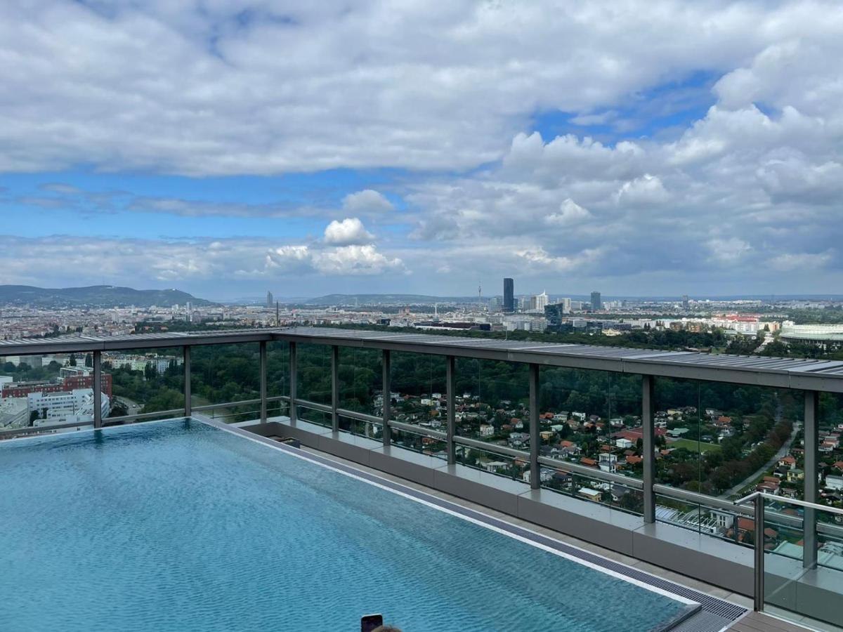 Exclusive 2-Bedroom Condo With Pool & Balcony Wiedeń Zewnętrze zdjęcie